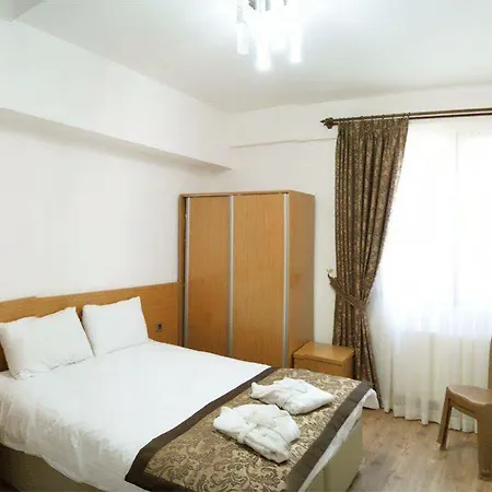 Thermal Hotel